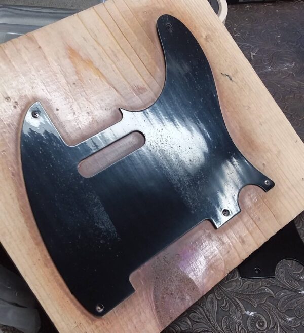 Aged "Blackguard" reproduction 1950's pickguard - Image 4